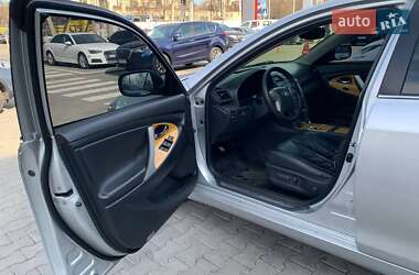 Седан Toyota Camry 2006 в 