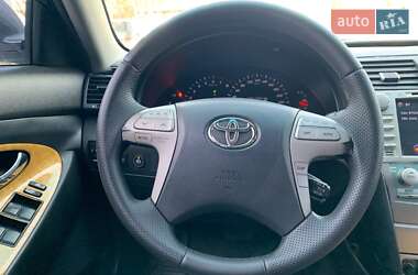 Седан Toyota Camry 2006 в 