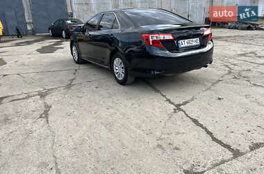 Седан Toyota Camry 2013 в Івано-Франківську