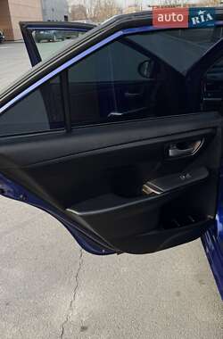 Седан Toyota Camry 2014 в 