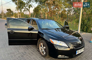 Седан Toyota Camry 2008 в Днепре