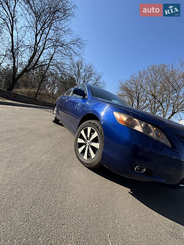 Седан Toyota Camry 2007 в Черкасах