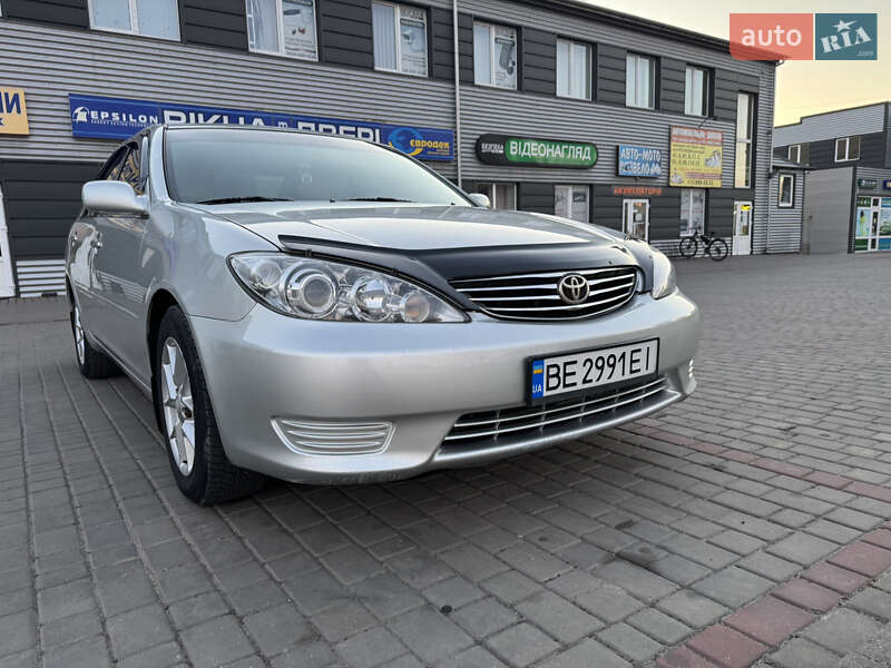 Седан Toyota Camry 2002 в 