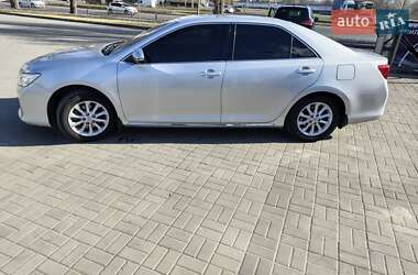 Седан Toyota Camry 2015 в 