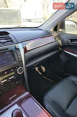Седан Toyota Camry 2015 в 