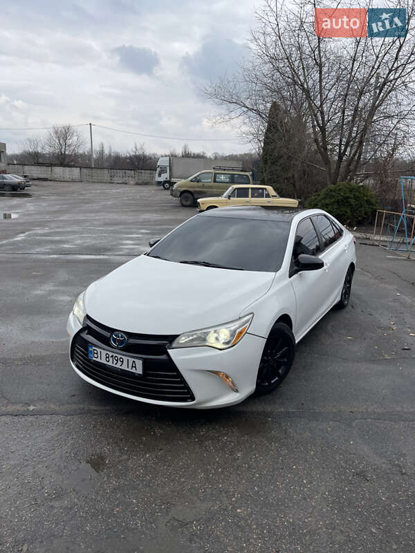 Toyota Camry 2015