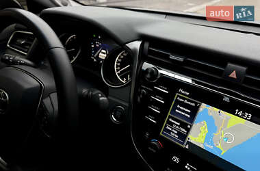 Седан Toyota Camry 2017 в 