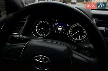 Седан Toyota Camry 2017 в 