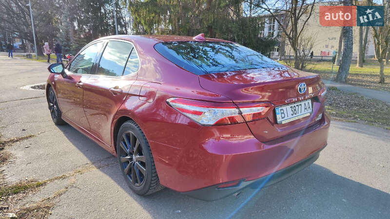 Седан Toyota Camry 2020 в Полтаве