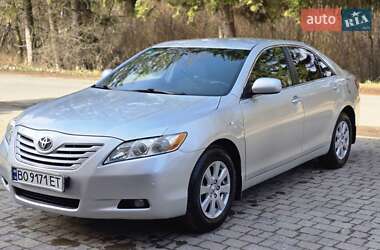 Седан Toyota Camry 2008 в Тернополе
