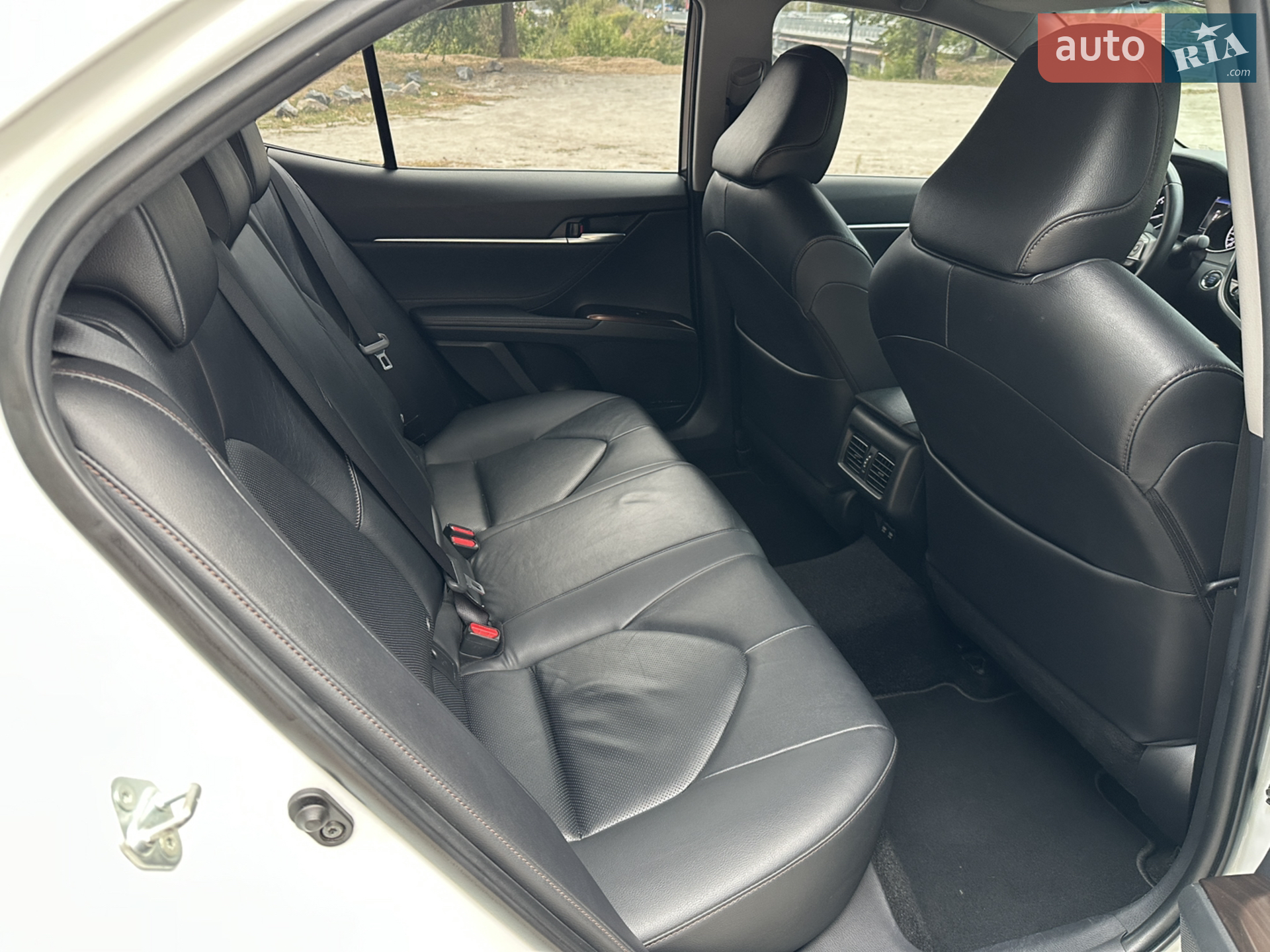 2018 Toyota Camry - мініатюра 20