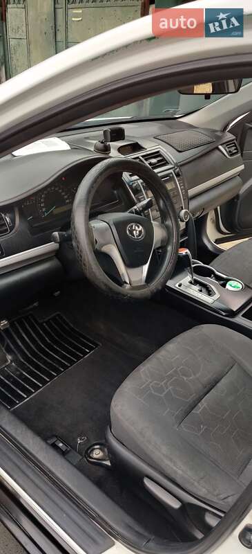 Седан Toyota Camry 2014 в Одесі