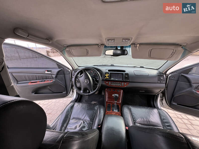 Седан Toyota Camry 2002 в Чорткові