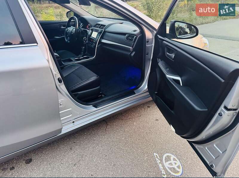 Седан Toyota Camry 2014 в Києві