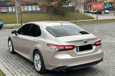 Седан Toyota Camry 2020 в 