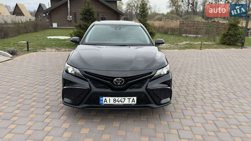 Седан Toyota Camry 2022 в Белой Церкви
