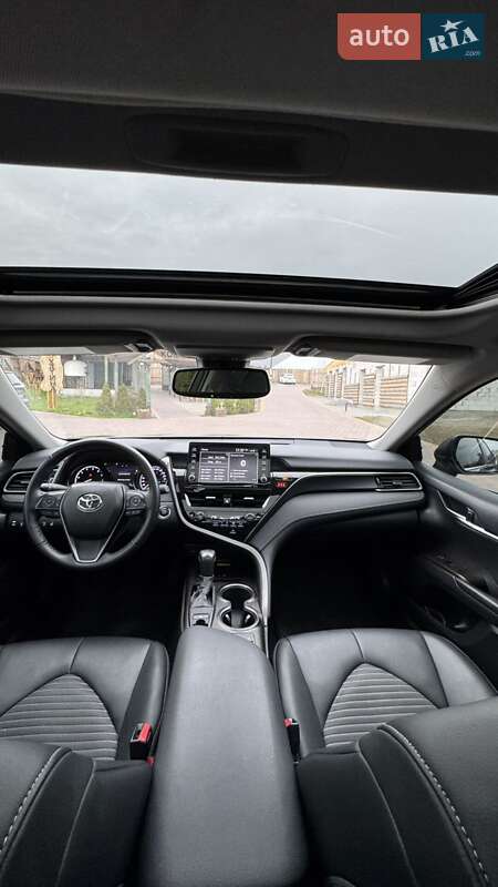 Седан Toyota Camry 2022 в Белой Церкви