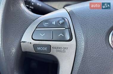 Седан Toyota Camry 2006 в 