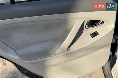 Седан Toyota Camry 2006 в 
