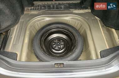 Седан Toyota Camry 2012 в 