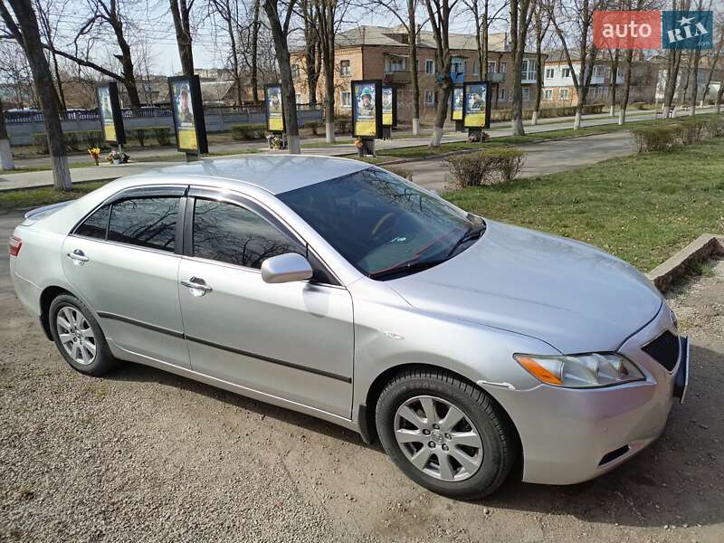 Седан Toyota Camry 2007 в Малій Висці