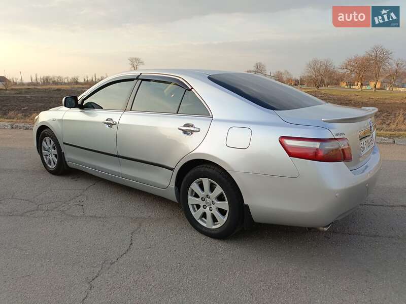Седан Toyota Camry 2007 в Малій Висці