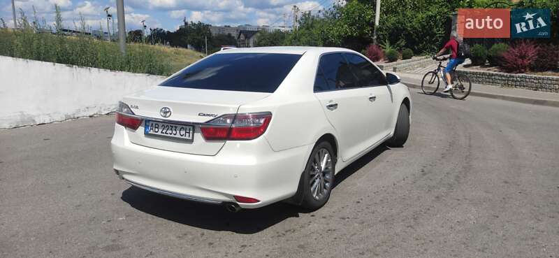 Седан Toyota Camry 2017 в Вінниці