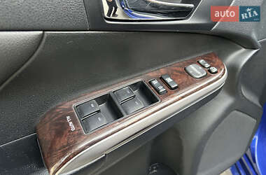 Седан Toyota Camry 2015 в 