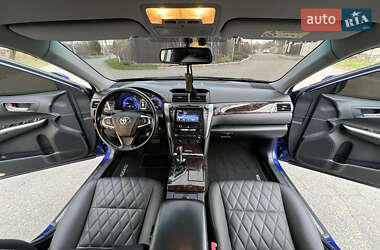 Седан Toyota Camry 2015 в 