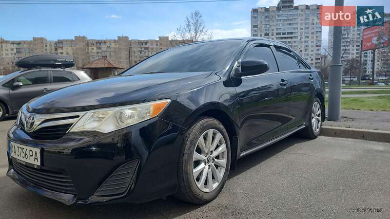 Toyota Camry 2012