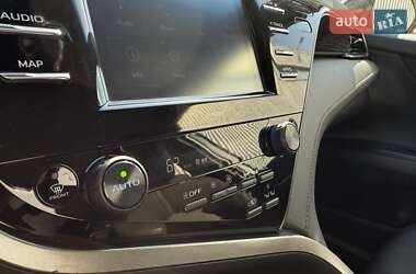 Седан Toyota Camry 2020 в 