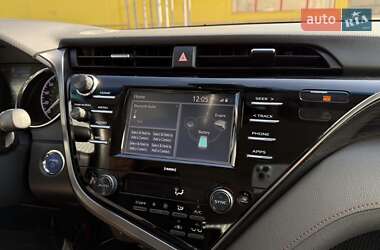 Седан Toyota Camry 2020 в 