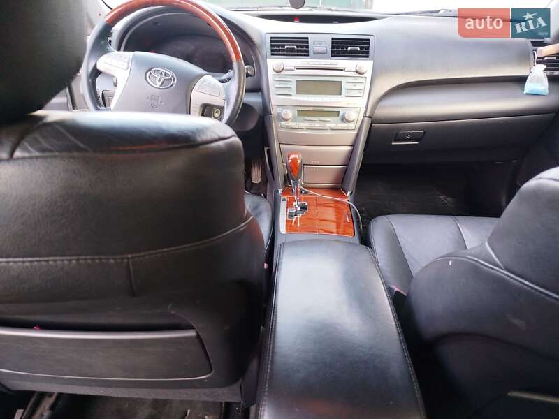 Седан Toyota Camry 2008 в Березному