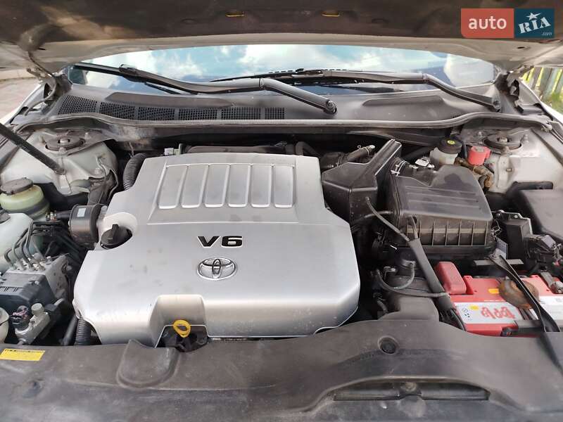 Седан Toyota Camry 2008 в Березному