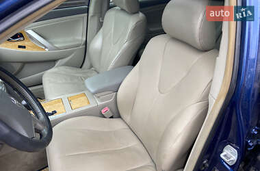 Седан Toyota Camry 2006 в 