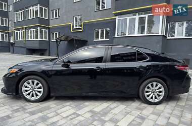 Седан Toyota Camry 2018 в 