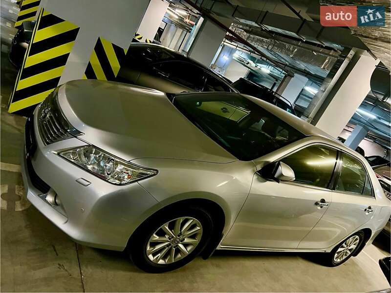Toyota Camry 2012