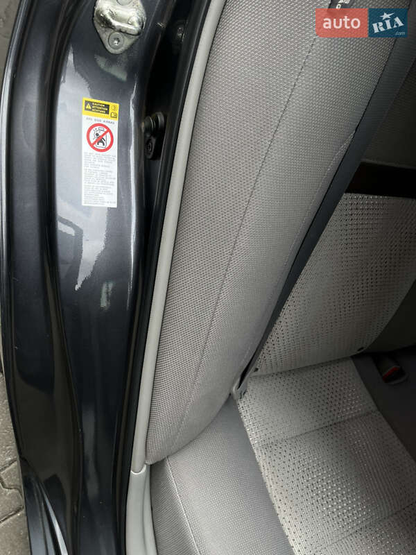 Седан Toyota Camry 2013 в Києві