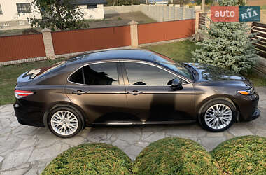 Седан Toyota Camry 2017 в 
