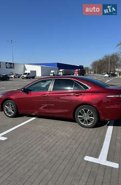 Седан Toyota Camry 2016 в 