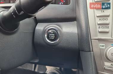 Седан Toyota Camry 2009 в 