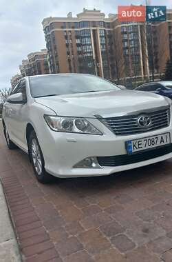 Седан Toyota Camry 2014 в 