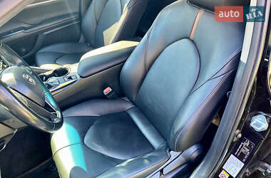 Седан Toyota Camry 2018 в 
