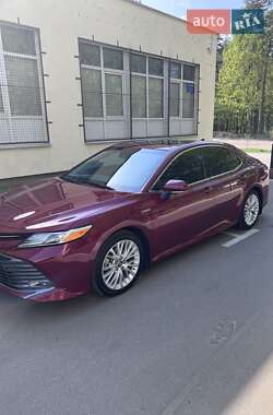 Седан Toyota Camry 2018 в 