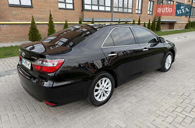 Седан Toyota Camry 2014 в 