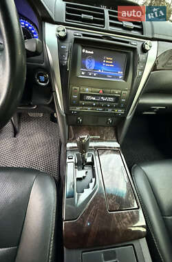 Седан Toyota Camry 2014 в 