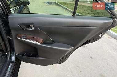 Седан Toyota Camry 2014 в 