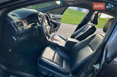 Седан Toyota Camry 2012 в 