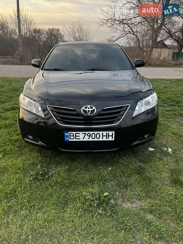 Седан Toyota Camry 2007 в 