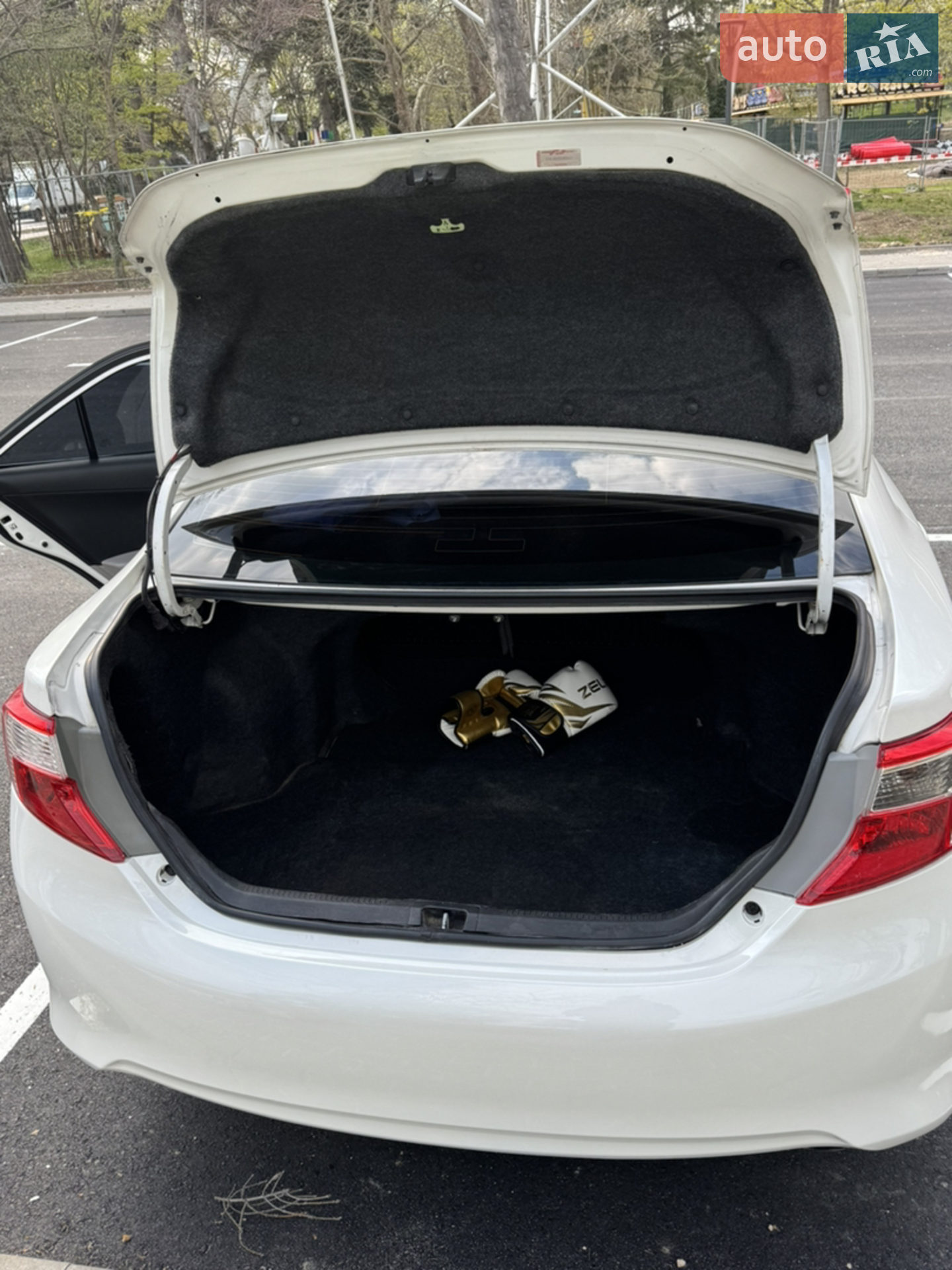 2014 Toyota Camry - мініатюра 10